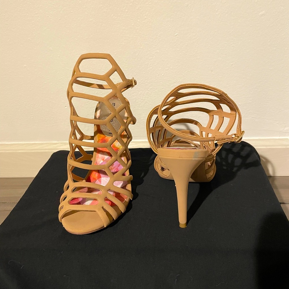 Madden Girl nude heels, size 6 but run a little small. Gently used.